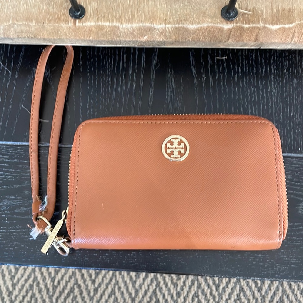 Tory Burch hand wallet